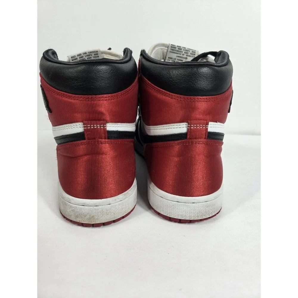JORDAN 1 RETRO HIGH OG SATIN BLACK TOE Women Sz 9